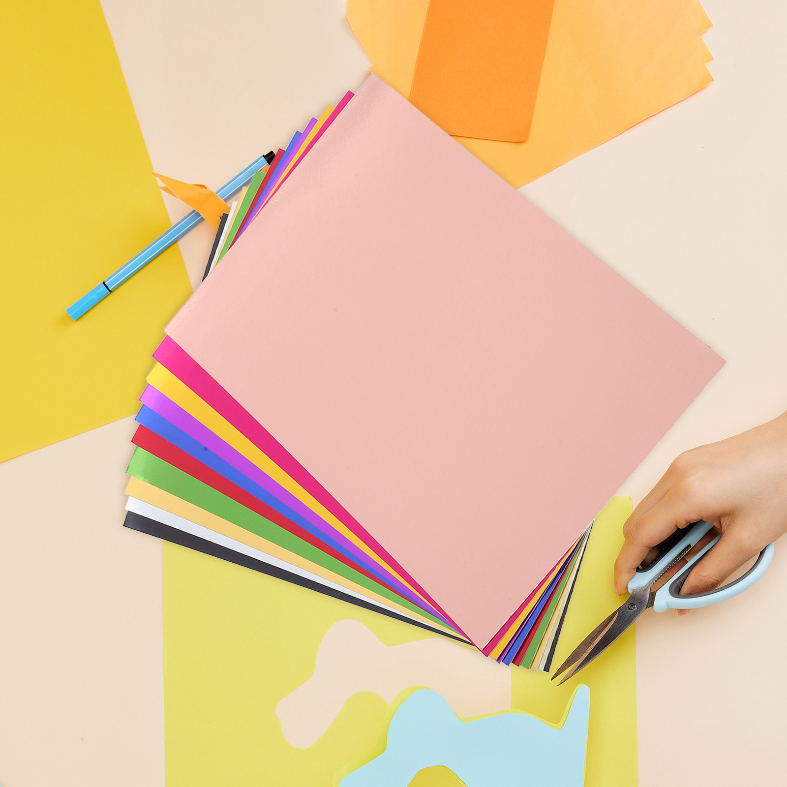 20 feuilles de papier cartonné - Art Craft Kindergarten avis et prix